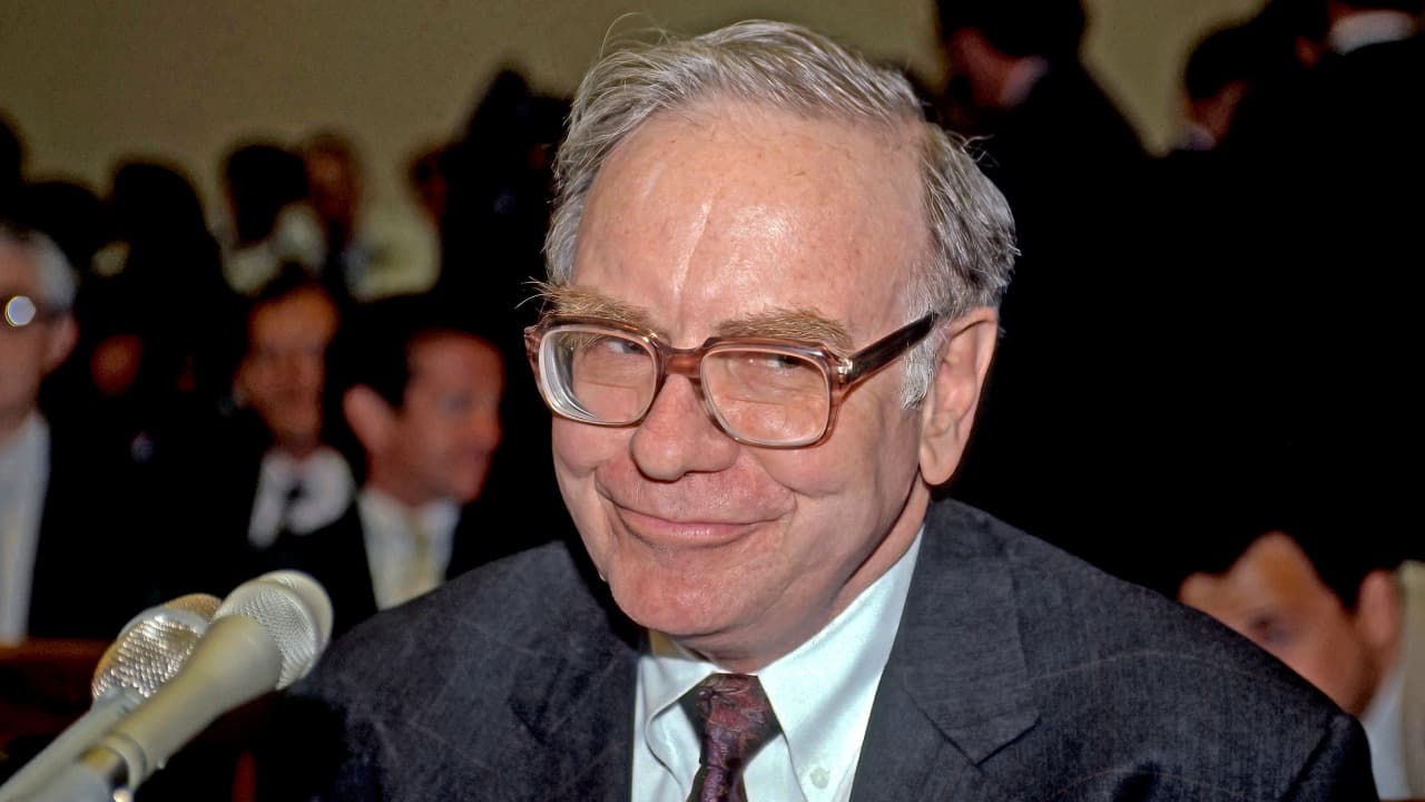Buffett's Berkshire Hathaway holds a record $397 billion in cash. Is a market crash coming — should you follow his lead?